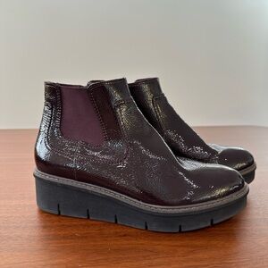 Clark’s Women's Airabell Zip Platform Boots, Like New, sz 10